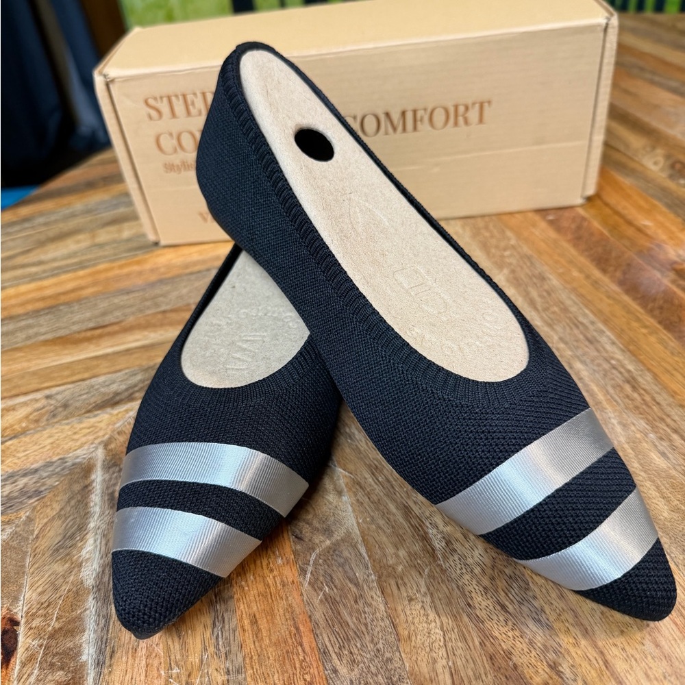 Vivaia Shoes Ballet Flats Sz 8 EUC NIB Knit Black Silver Stripes